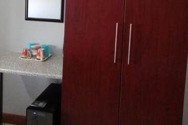 بنسيون Grand Central Guesthouse