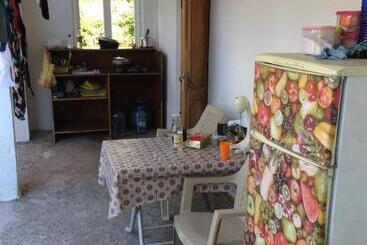 پانسیون Guest House 118 In Kvariati