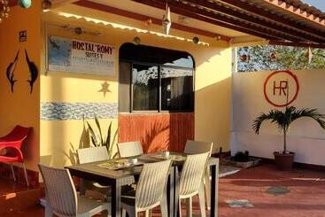 پانسیون Hostal Romy