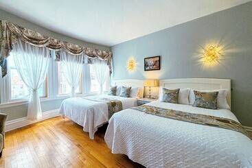 هاستل The Eden Hall Inn