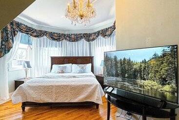 هاستل The Eden Hall Inn