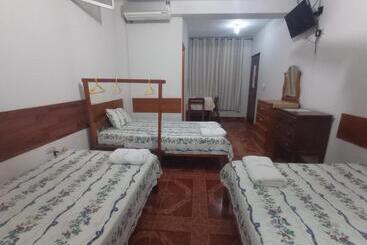 پانسیون Casa Del Huesped   Guest House
