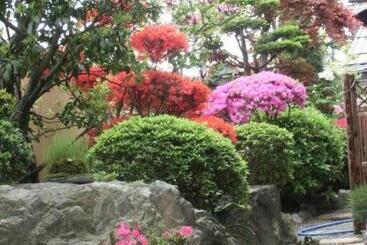 پانسیون 一組限定の貸切空間 Guest House Engiya