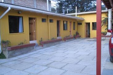 پانسیون Hostal Julia
