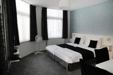 Tracotel Inn