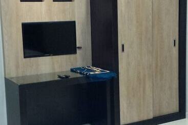 Ashbonh Hotel Suites