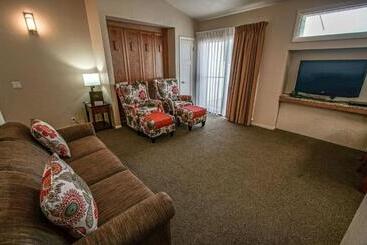 Multi Resorts At Villas At Southgate