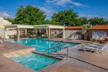 Multi Resorts At Villas At Southgate