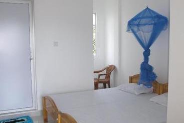 پانسیون Gopalapuram Guest House