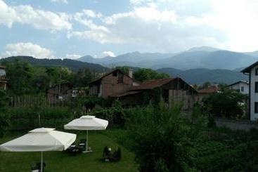 پانسیون Guest House Raffe