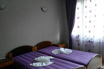 پانسیون Guest House Raffe