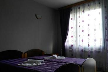 پانسیون Guest House Raffe