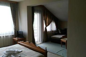 پانسیون Guest House Raffe