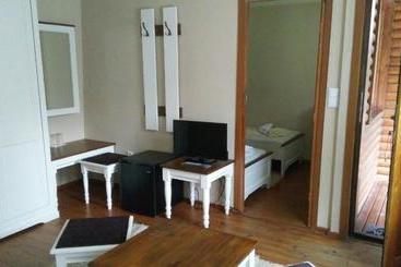 پانسیون Guest House Raffe