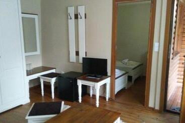 پانسیون Guest House Raffe