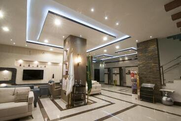 Terhal Hotel Suites