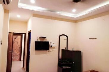 هاستل Cosy Inn