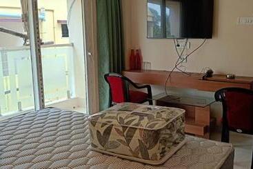 هاستل Cosy Inn