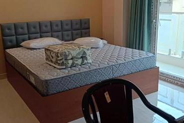 هاستل Cosy Inn