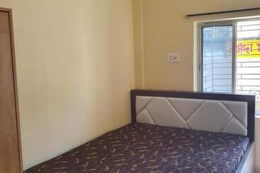 هاستل Cosy Inn