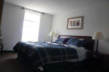 Beach Fantasy Apartment Suites