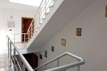 پانسیون Delmar Hotel Apart