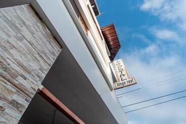 پانسیون Hostal Tongo Reef