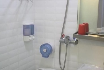 پانسیون K&b Hostel