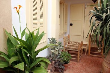 پانسیون Tifawin Home And Garden