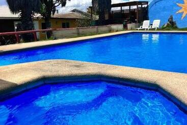 هاستل Cabañas Costatour Quintero