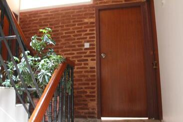 هاستل K2homes