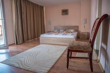 پانسیون Guest House Grozdan
