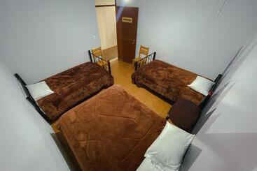 پانسیون Latacunga Hostel