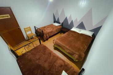 پانسیون Latacunga Hostel