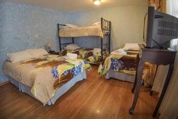 پانسیون Latacunga Hostel