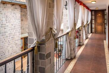 پانسیون Latacunga Hostel