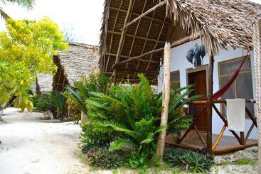 پانسیون New Jambo Bungalows
