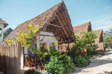 پانسیون New Jambo Bungalows