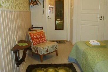 پانسیون Turusensaha Guesthouse