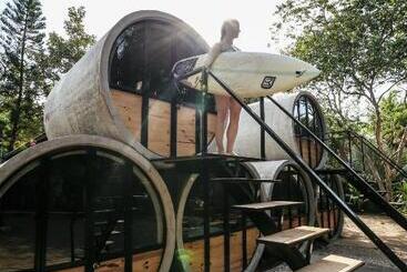 هاستل Pipe House Playa Grande