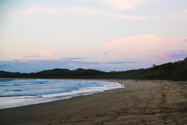 هاستل Pipe House Playa Grande