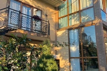 پانسیون Batumi Wonderland Guest House