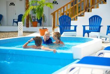 פנסיון Cosmopolitan Guesthouse