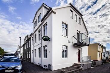 پانسیون Guesthouse Andrea