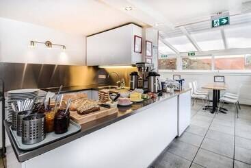 پانسیون Guesthouse Andrea