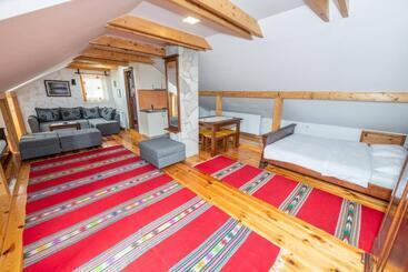پانسیون Guesthouse Sandra