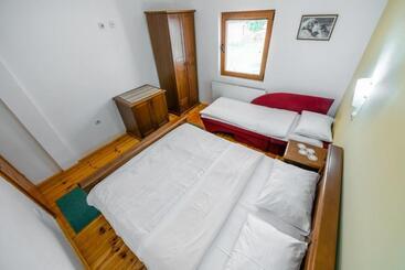 پانسیون Guesthouse Sandra