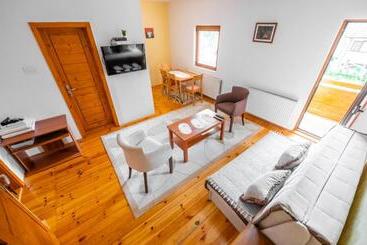 پانسیون Guesthouse Sandra