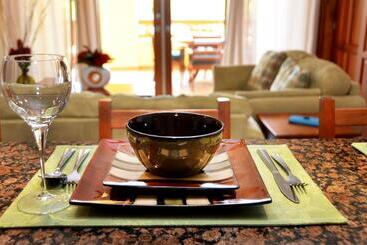 استراحتگاه The Villas At Cocoplum
