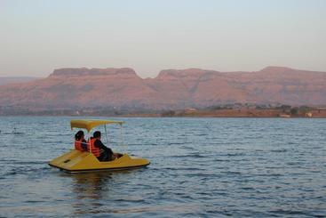 Savana Lake Resort